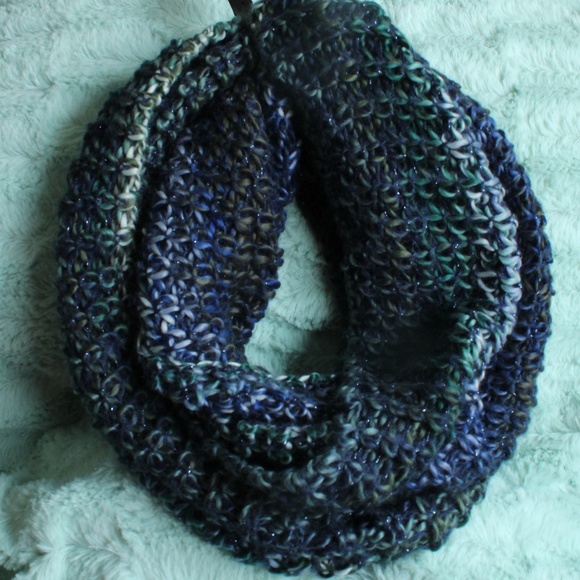 Knit Infinity Scarf - Picture 6 of 8